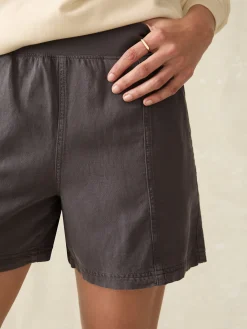 Arlie Short -*Faherty Brand Outlet