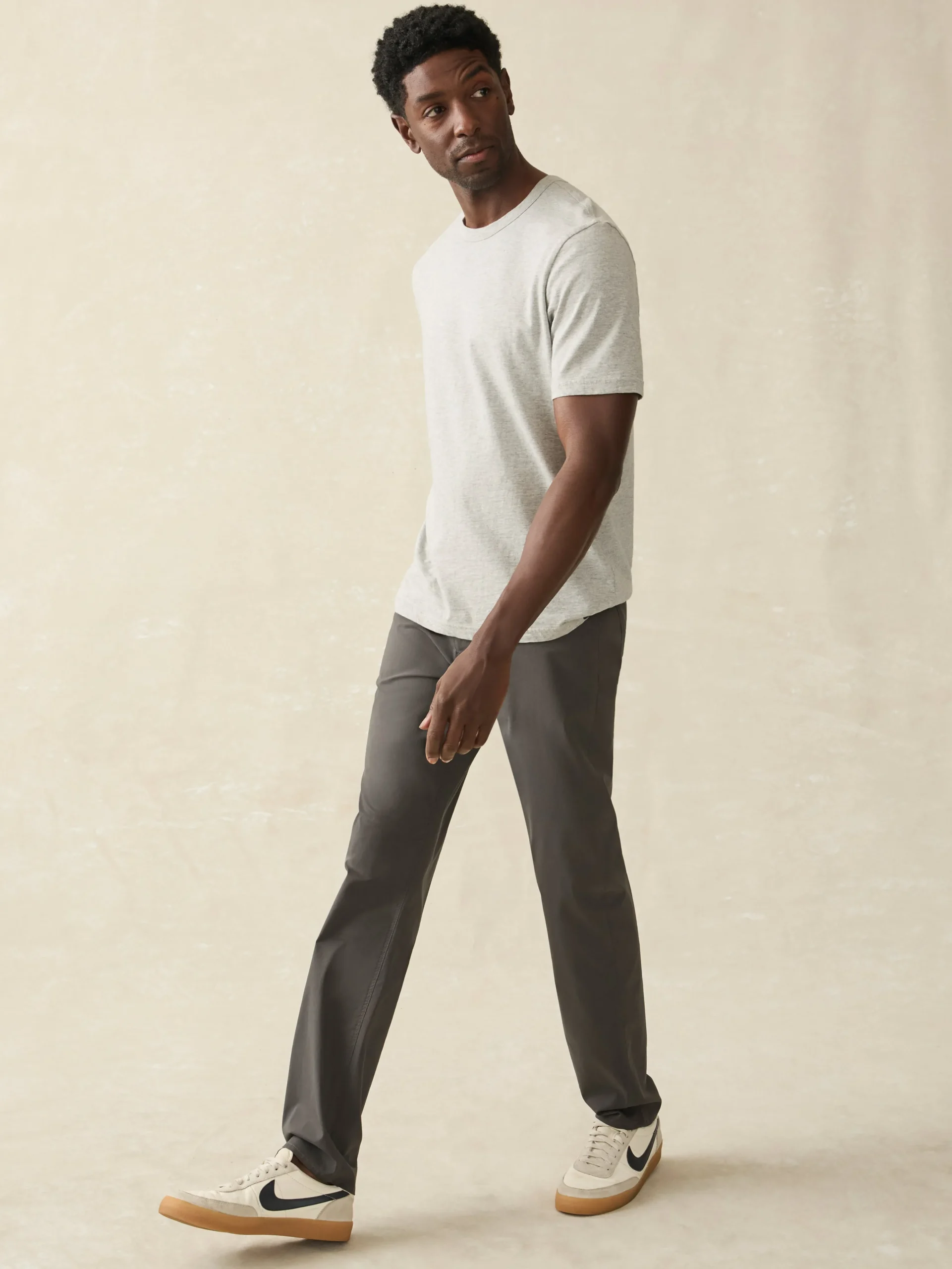 Movement™ 5-Pocket Pant Athletic Fit -*Faherty Brand Online
