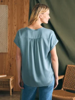 Sandwashed Silk Desmond Top -*Faherty Brand Discount