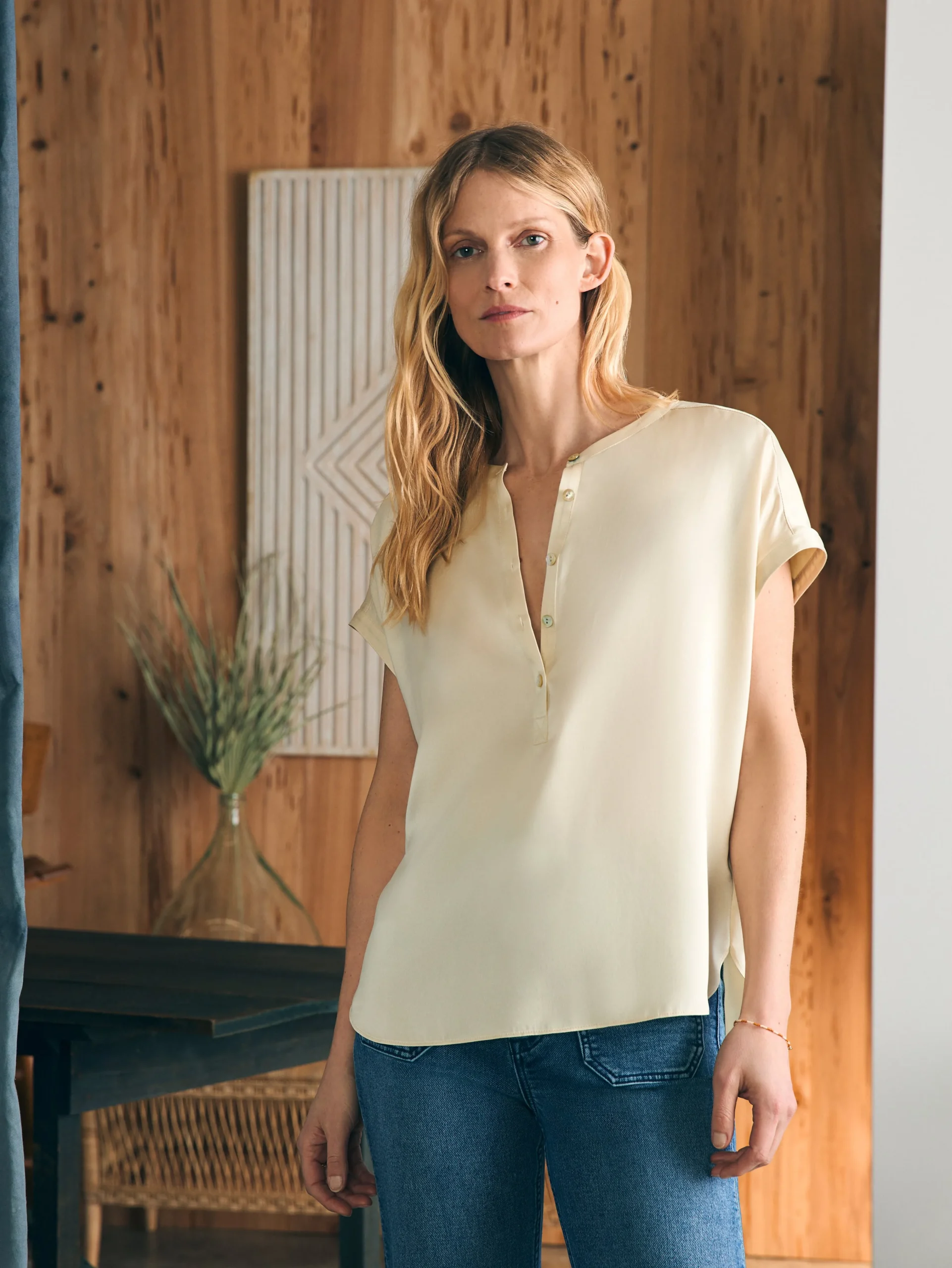 Sandwashed Silk Desmond Top -*Faherty Brand