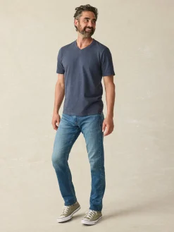 Sunwashed V-Neck Tee -*Faherty Brand