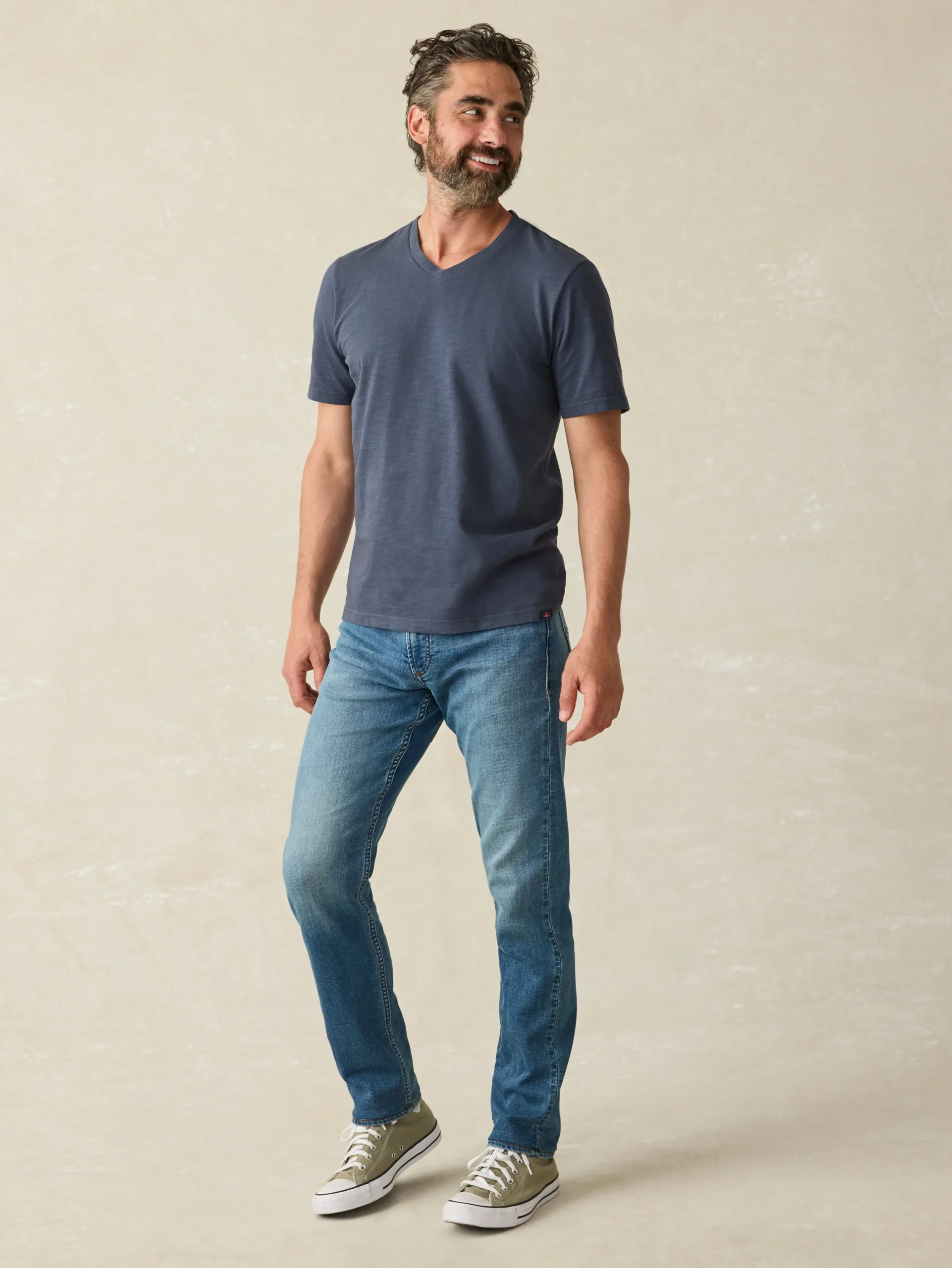 Sunwashed V-Neck Tee -*Faherty Brand